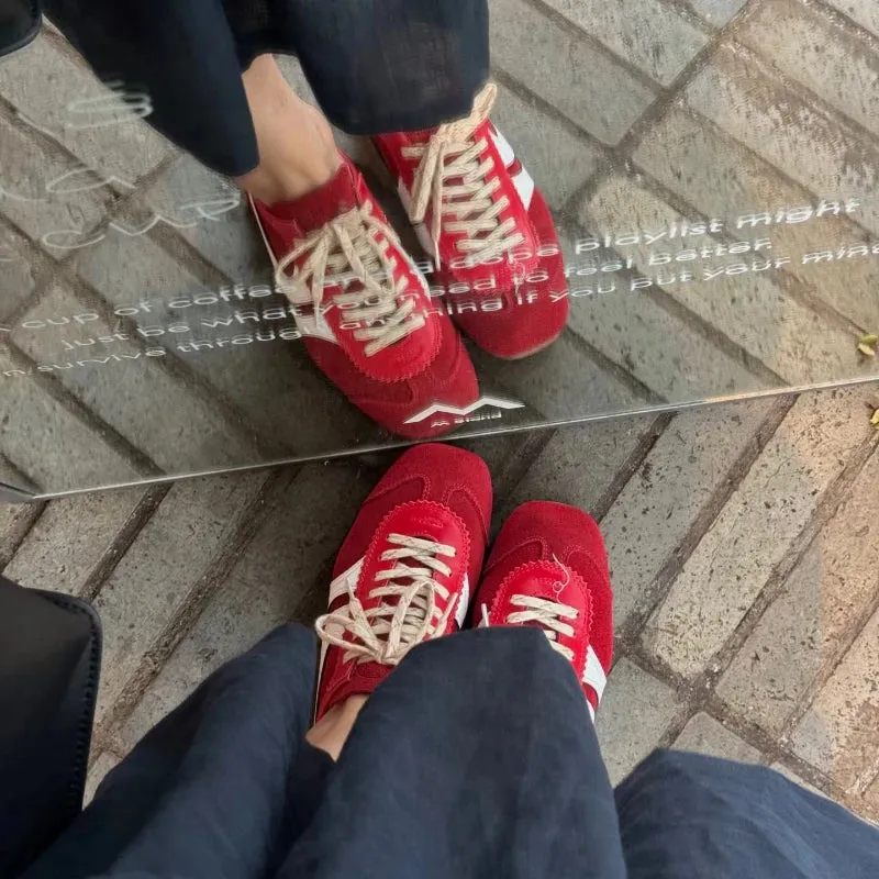Casual Sneakers - Comfortable Deerskin Board Shoes, Lace-Up Flat Trainers for Women, Femmes Cuir Allemand Trainers, New Collection
