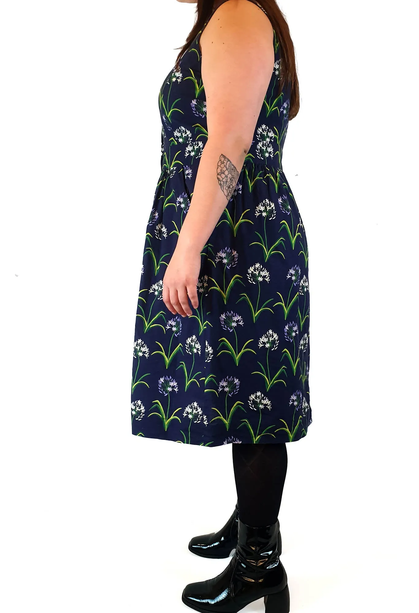 Ella & Sunday navy floral print sleeveless dress fits size 14-16