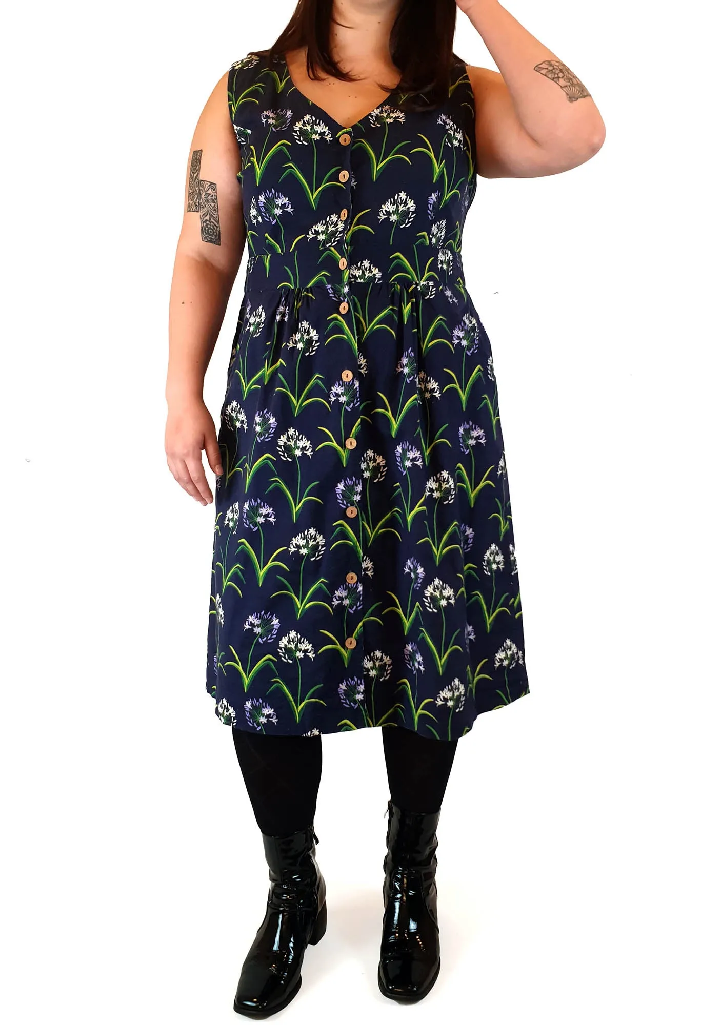 Ella & Sunday navy floral print sleeveless dress fits size 14-16