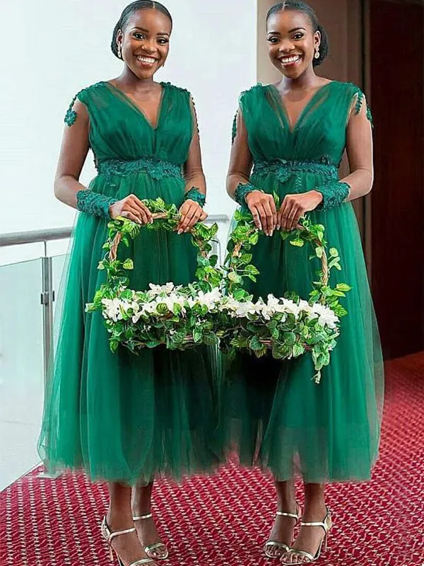 Hunter Green Lace Sleeves V-neck A-line Tulle Tea-length Bridesmaid Dresses, BD3074
