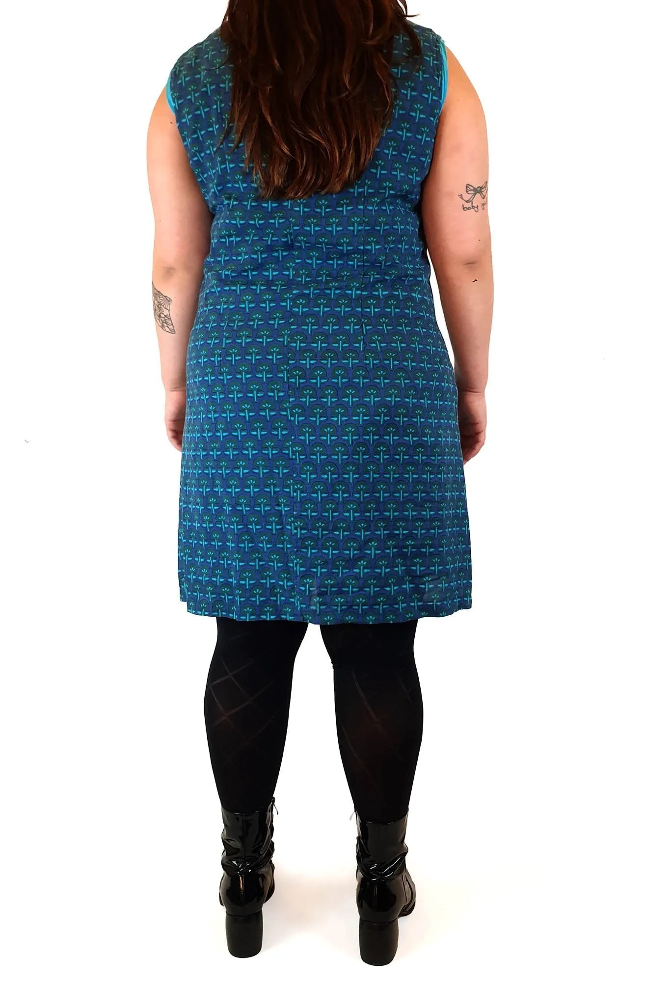 Karma East blue print sleeveless dress size XXL (small fit, best fits size 14-16)