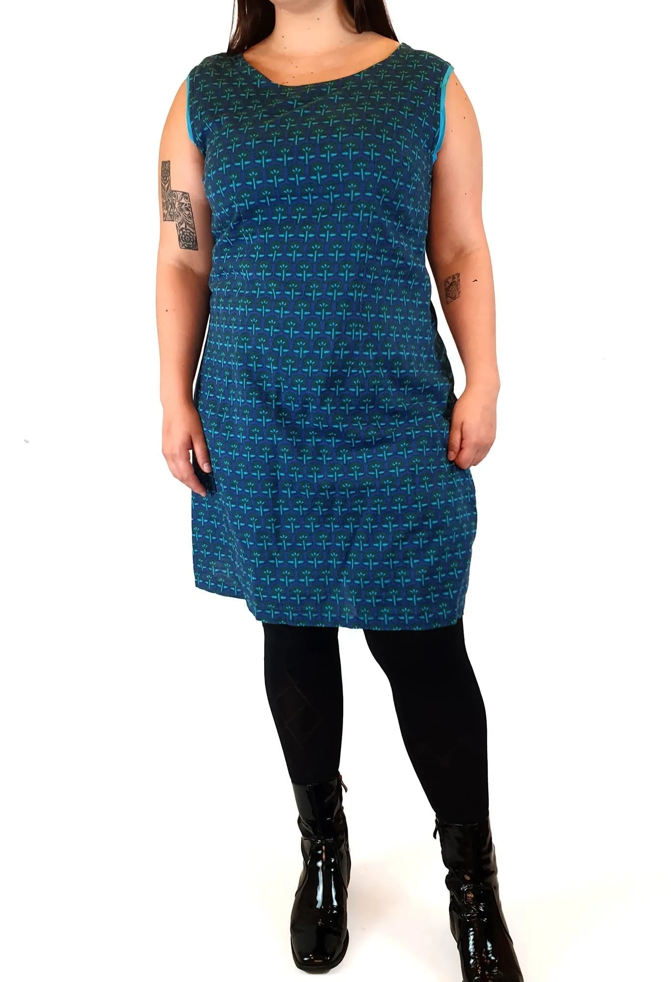 Karma East blue print sleeveless dress size XXL (small fit, best fits size 14-16)
