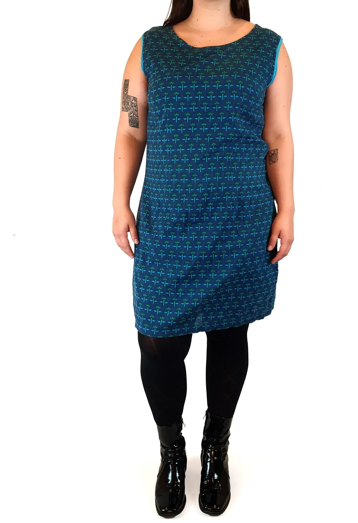 Karma East blue print sleeveless dress size XXL (small fit, best fits size 14-16)