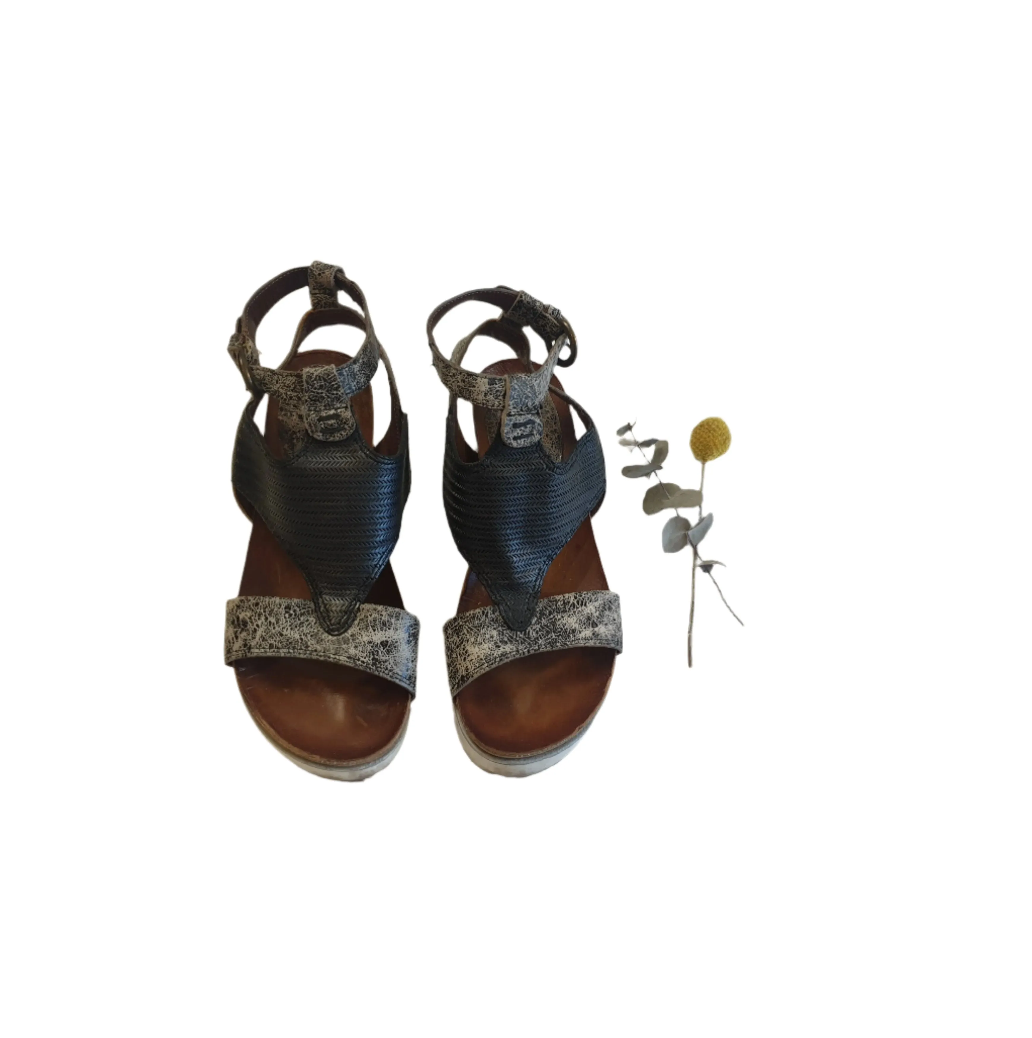 MJUS black and white mottled leather platform sandal shoe size 37