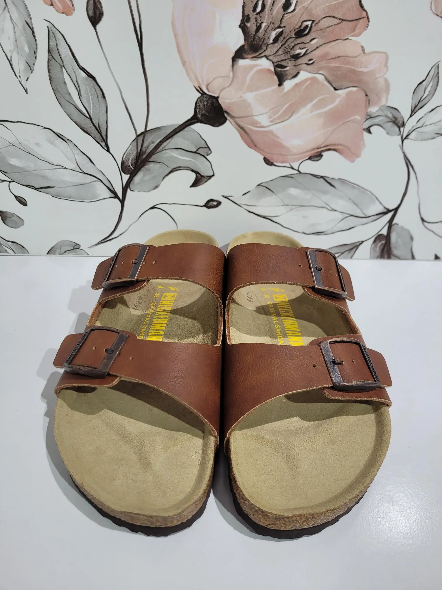 N2618 Tan by Neckermann