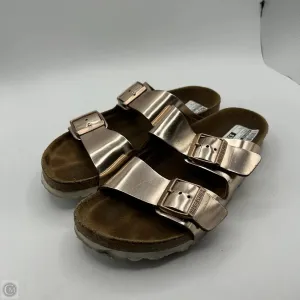 Sandals Flats By Birkenstock In Rose Gold, Size: 8
