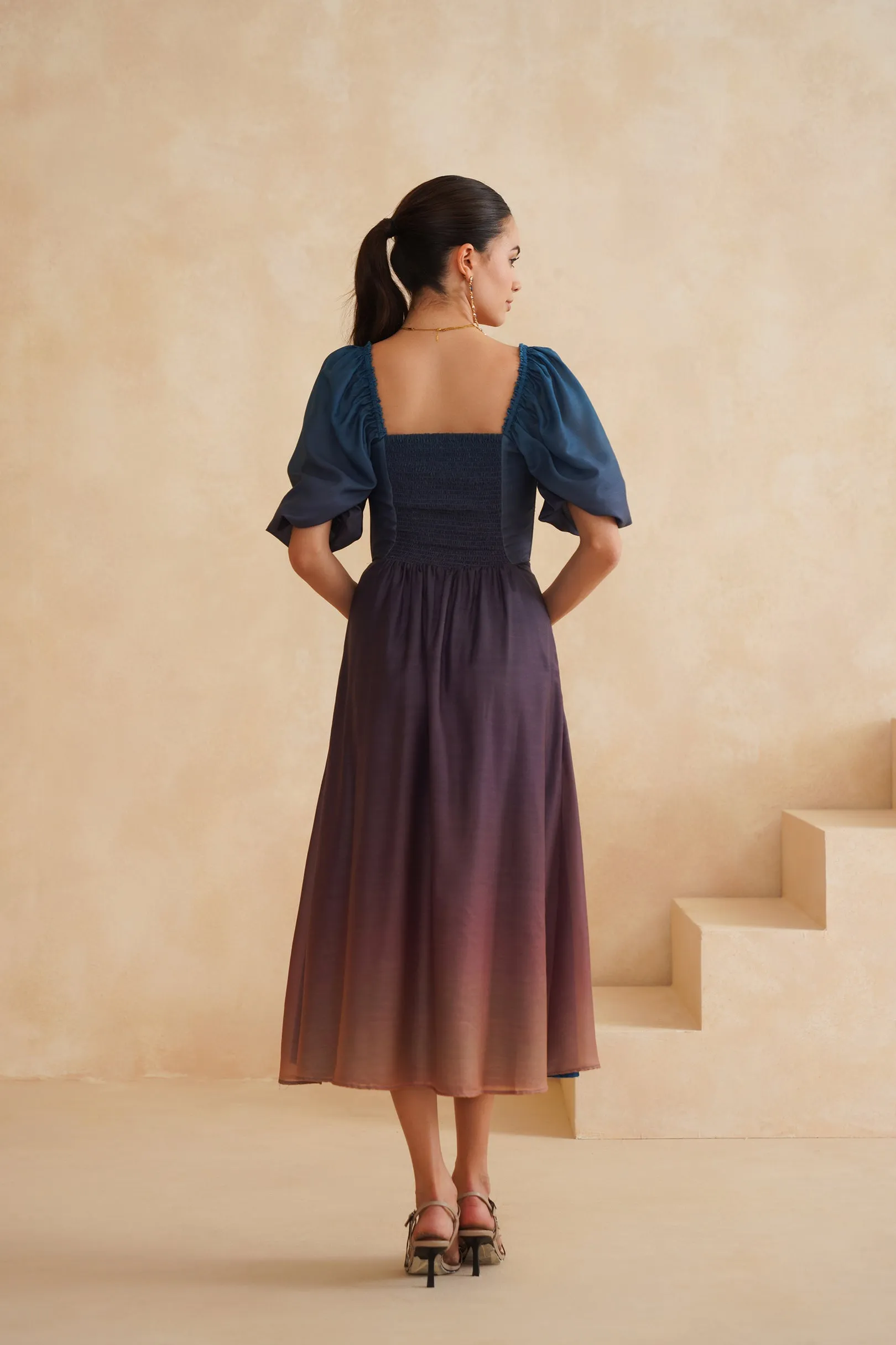 The blue mirage Midi